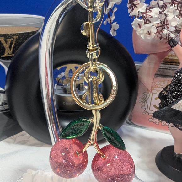 Coach Limited Edition Signature- Pink/ Multi Colored Cherry Bag Charm/Keyring - Picture 2 of 5